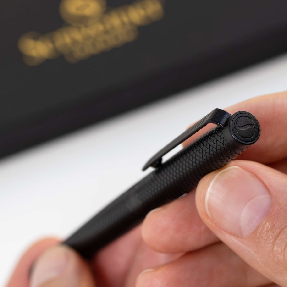 Scriveiner Premium Daily Black Carved Fountain Pen (Fine Nib)