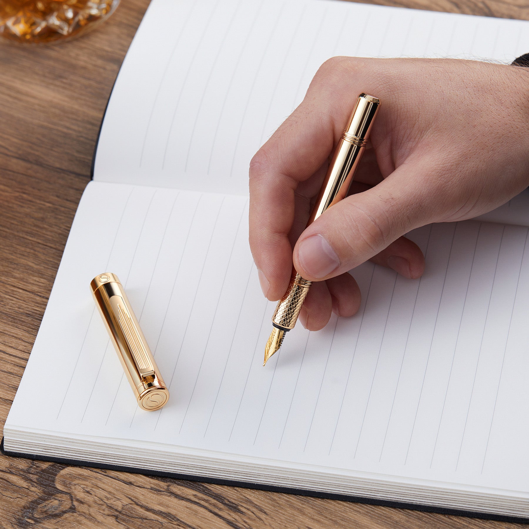 Scriveiner Pocket Pen Gold Fountain Pen - Medium Nib